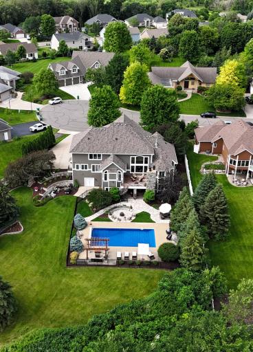 3030 Fairway Circle, Chaska, MN 55318