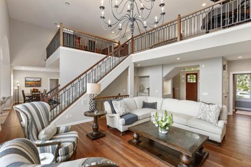 3030 Fairway Circle, Chaska, MN 55318