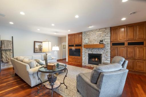 3030 Fairway Circle, Chaska, MN 55318