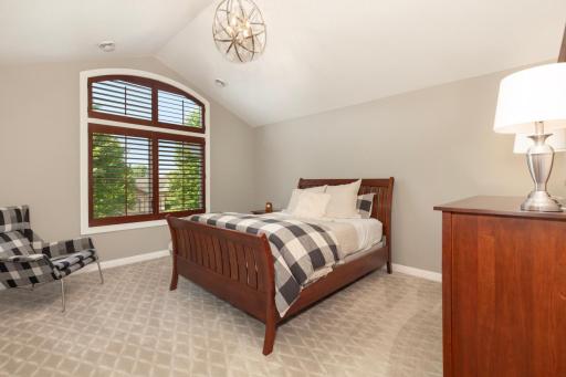 3030 Fairway Circle, Chaska, MN 55318