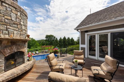 3030 Fairway Circle, Chaska, MN 55318