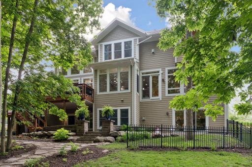 6965 Lake Harrison Circle, Chanhassen, MN 55317