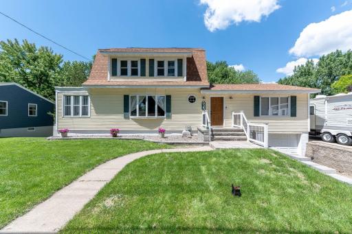 925 Sherman Street, North Mankato, MN 56003