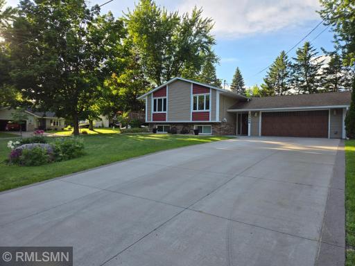 13406 N 3rd Avenue, Lindstrom, MN 55045