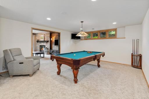 1520 W Farm Road, Chaska, MN 55318