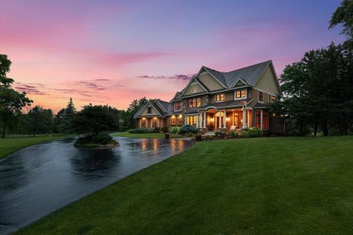 1520 W Farm Road, Chaska, MN 55318