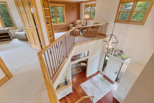 1520 W Farm Road, Chaska, MN 55318