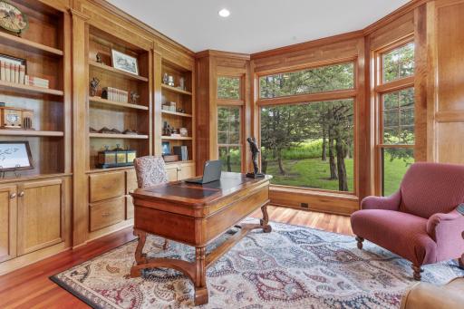 1520 W Farm Road, Chaska, MN 55318