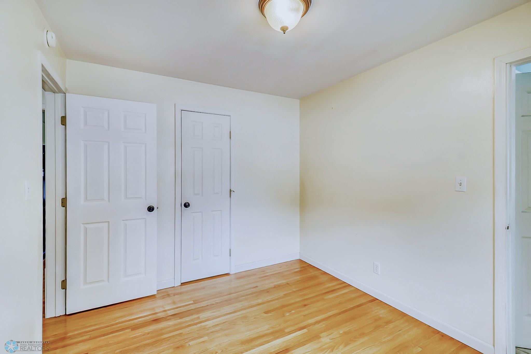 Bedroom3_1.jpg