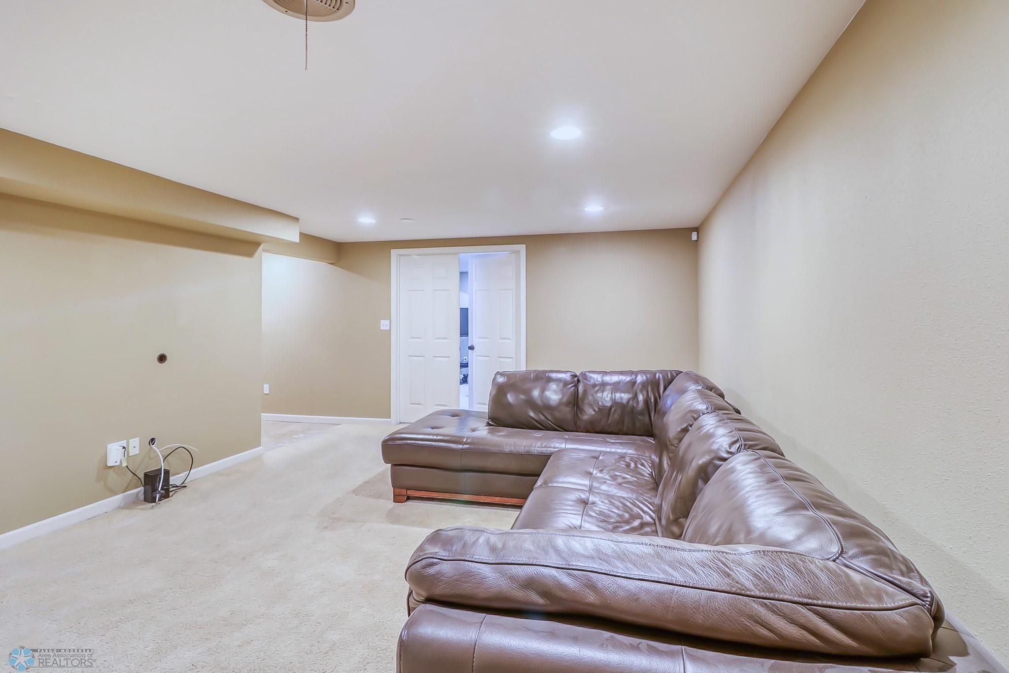 Basement1_0.jpg