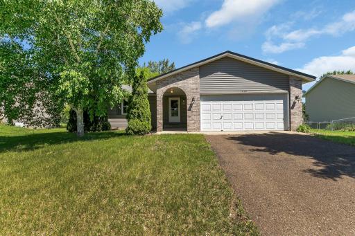 816 Dogwood Street SW, Isanti, MN 55040