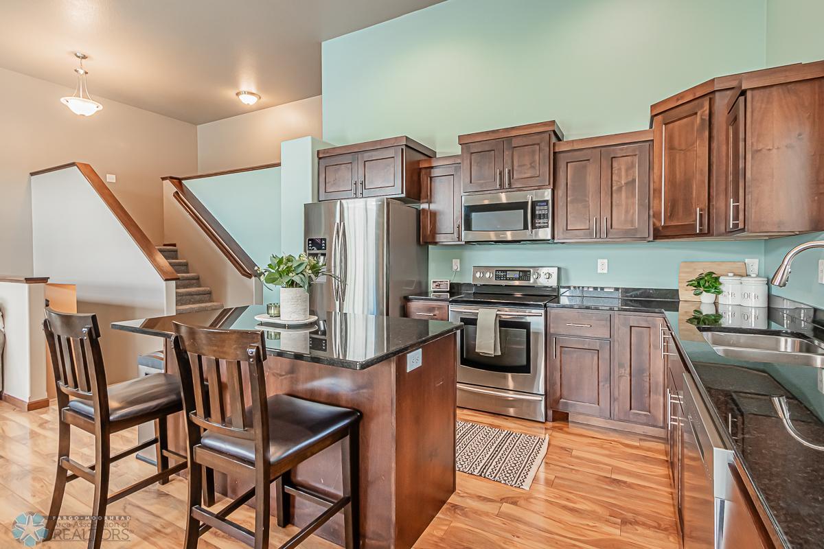 Kitchen_3.jpg