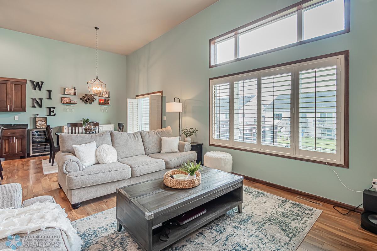 Living_Room_2.jpg