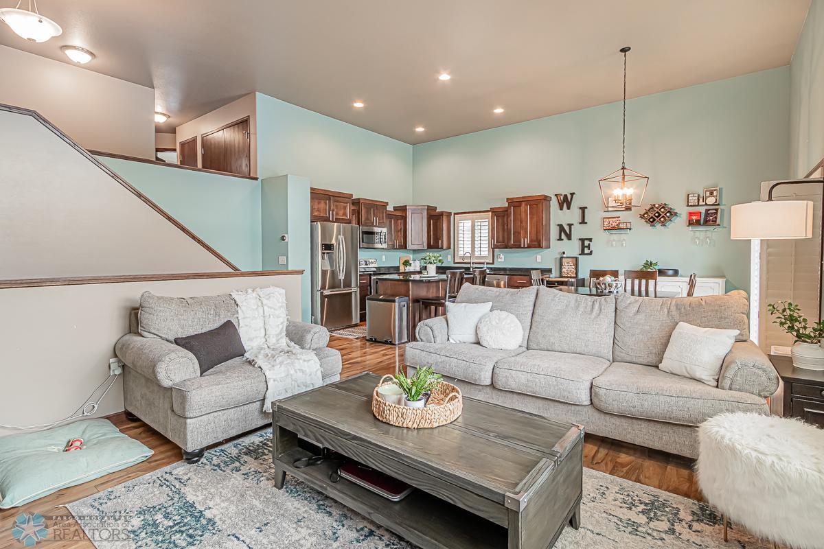 Living_Room_3.jpg