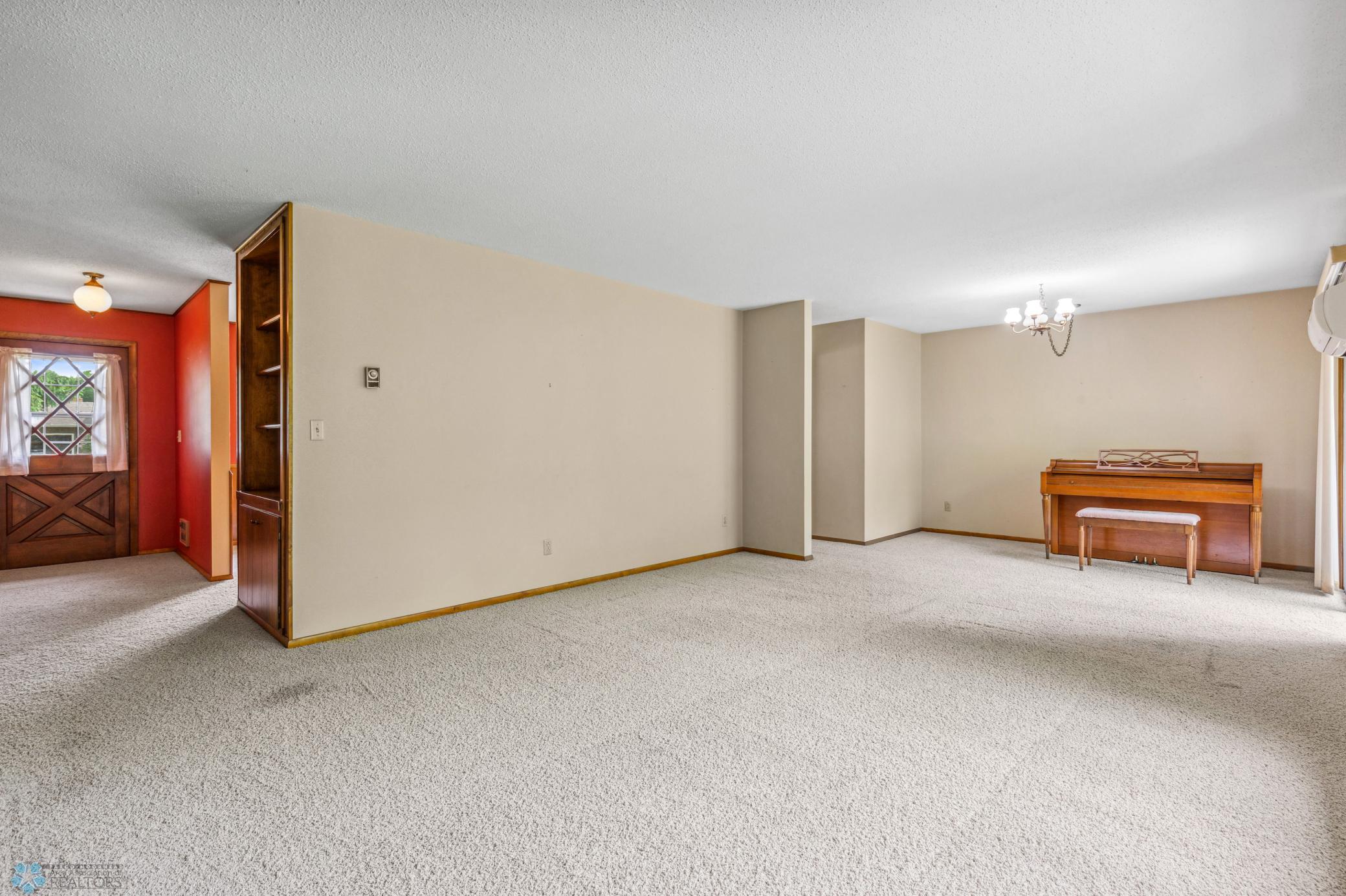 Living Rm
