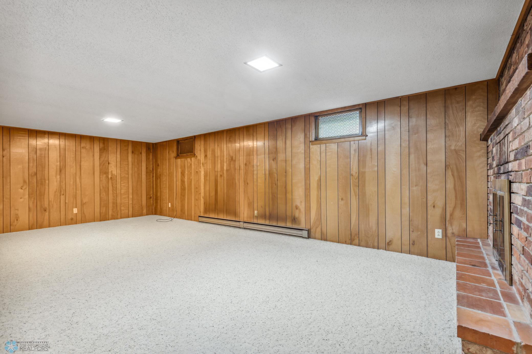 Basement Family Rm