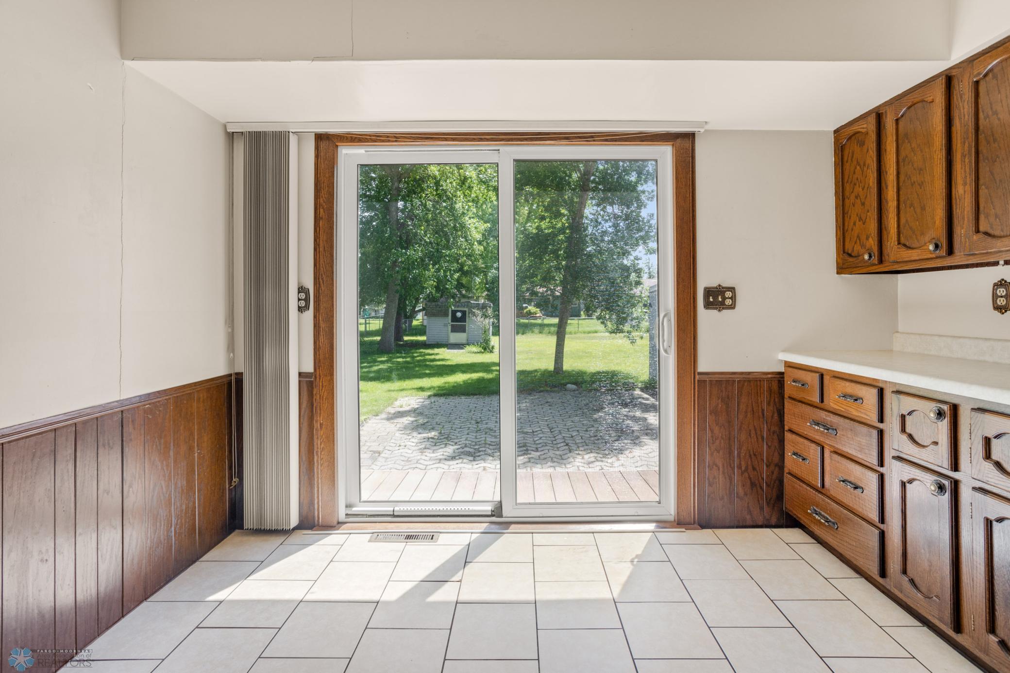 219 5th Ave W West Fargo
