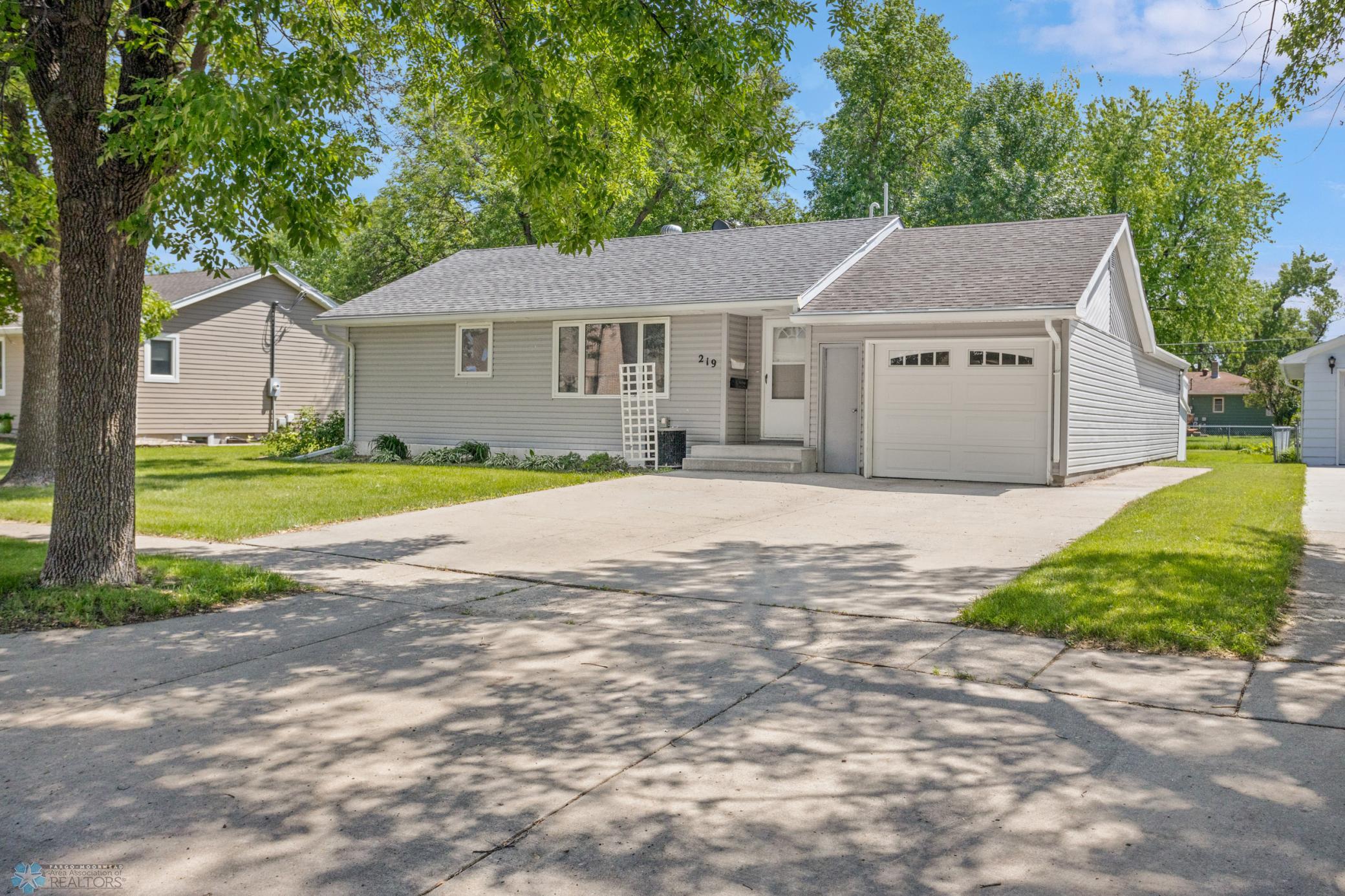 219 5th Ave W West Fargo