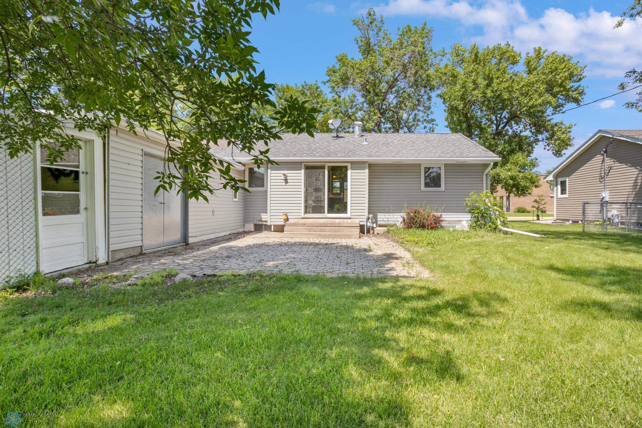 219 5th Ave W West Fargo