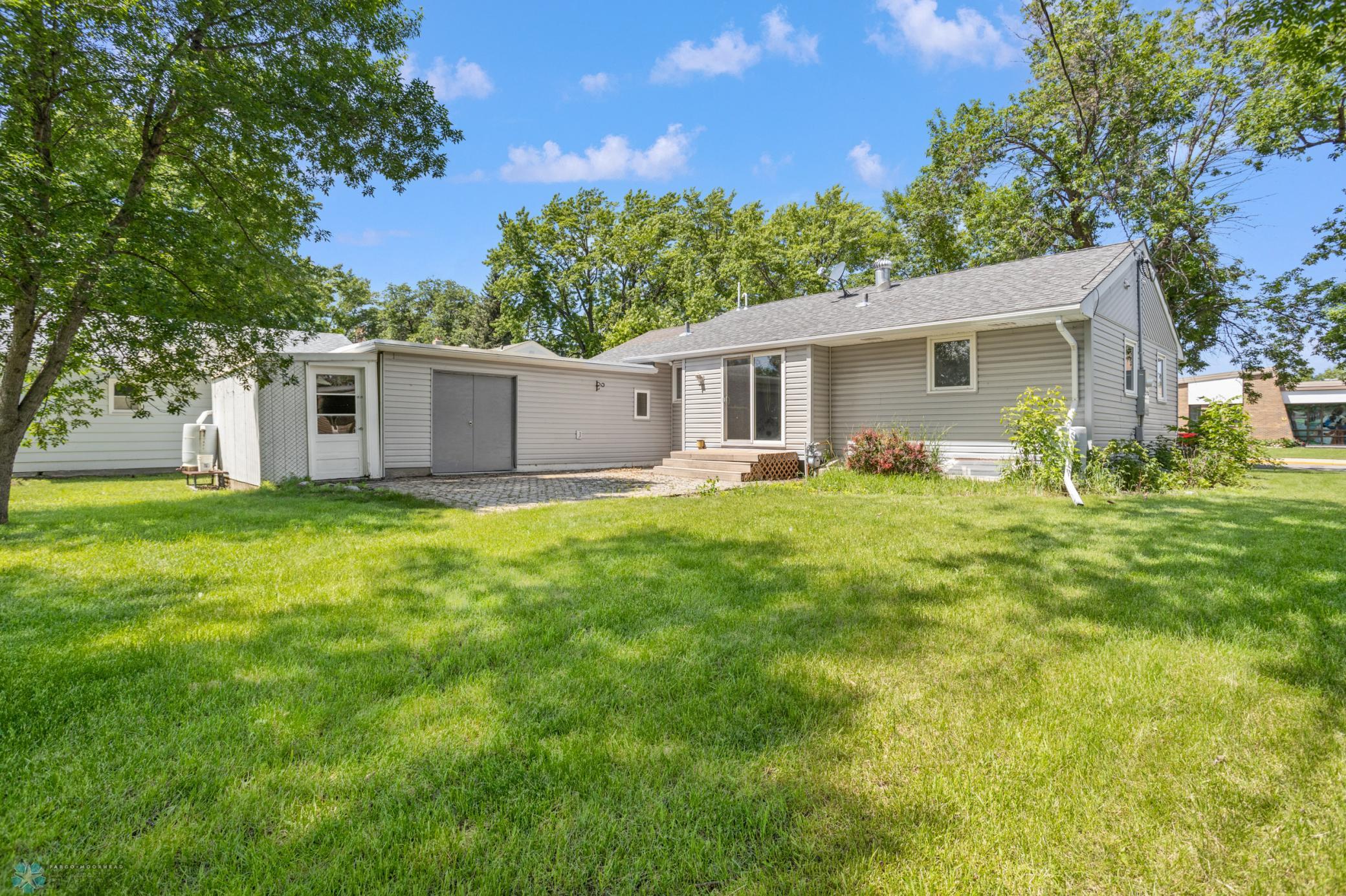 219 5th Ave W West Fargo