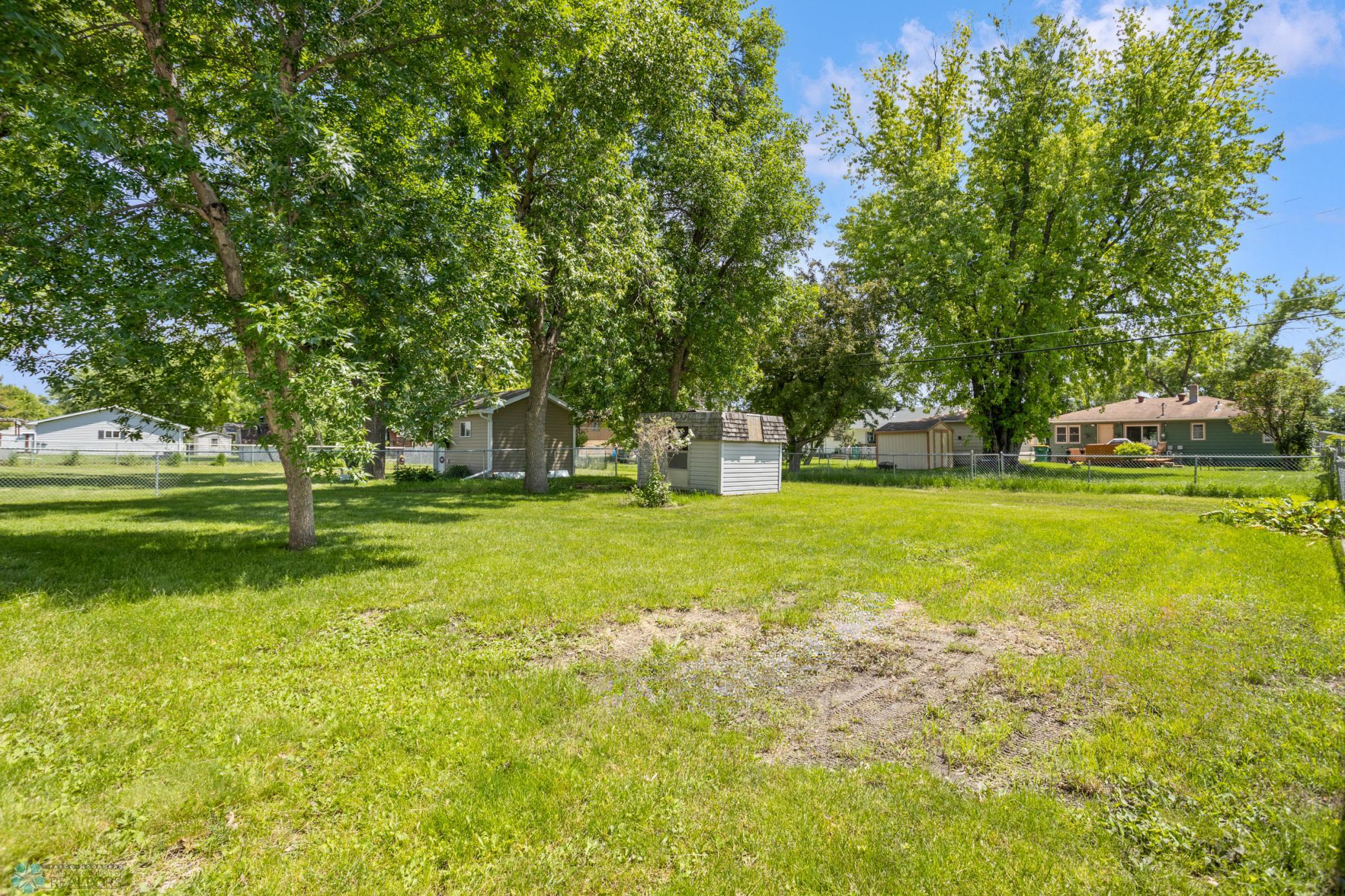 219 5th Ave W West Fargo