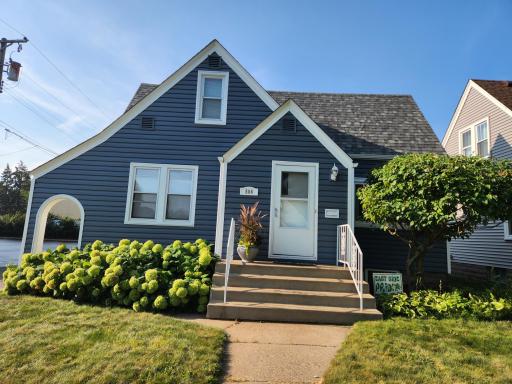 804 Sherwood Avenue, Saint Paul, MN 55106