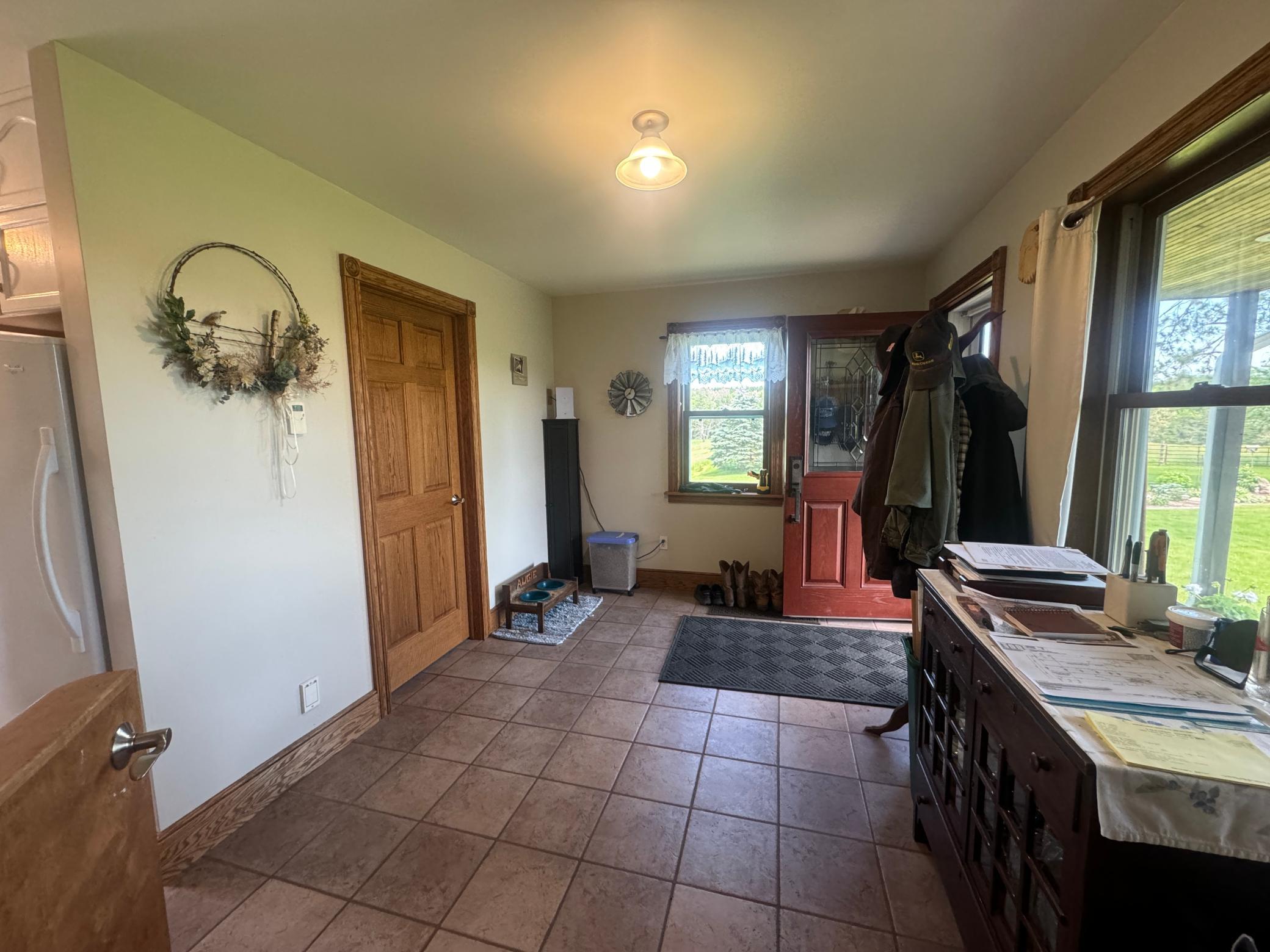 Large Side Mud Room Entrance