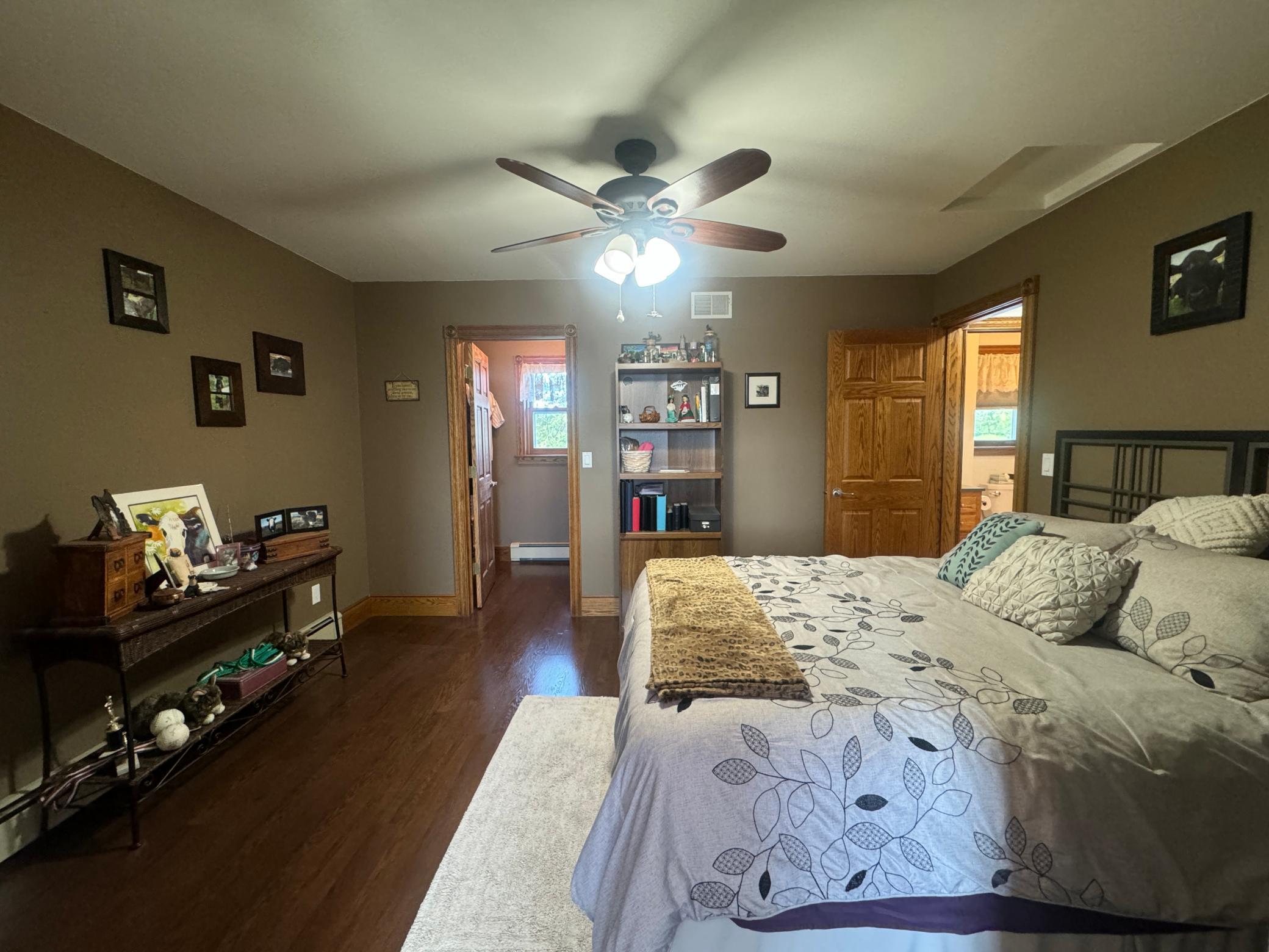Upstairs Second Bedroom with Walk-in Closet