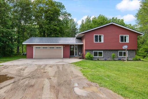 19458 Nordic Ridge Road, Bovey, MN 55709