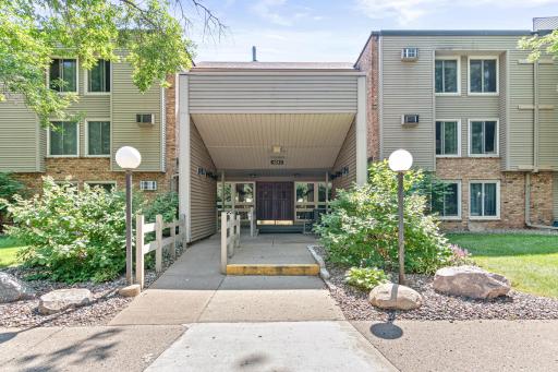 Welcome home to this one bedroom, plus office, one bathroom condo overlooking the pool.