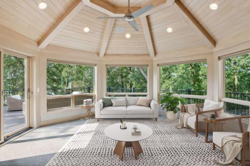 Sunroom - Wooded View