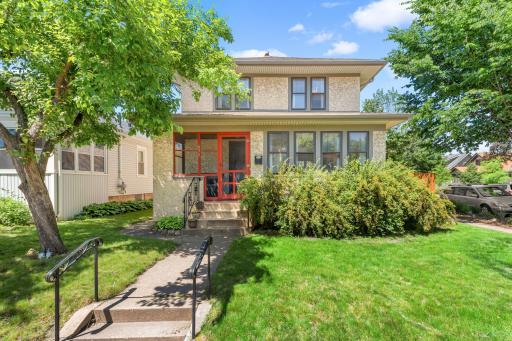 657 Asbury Street, Saint Paul, MN 55104
