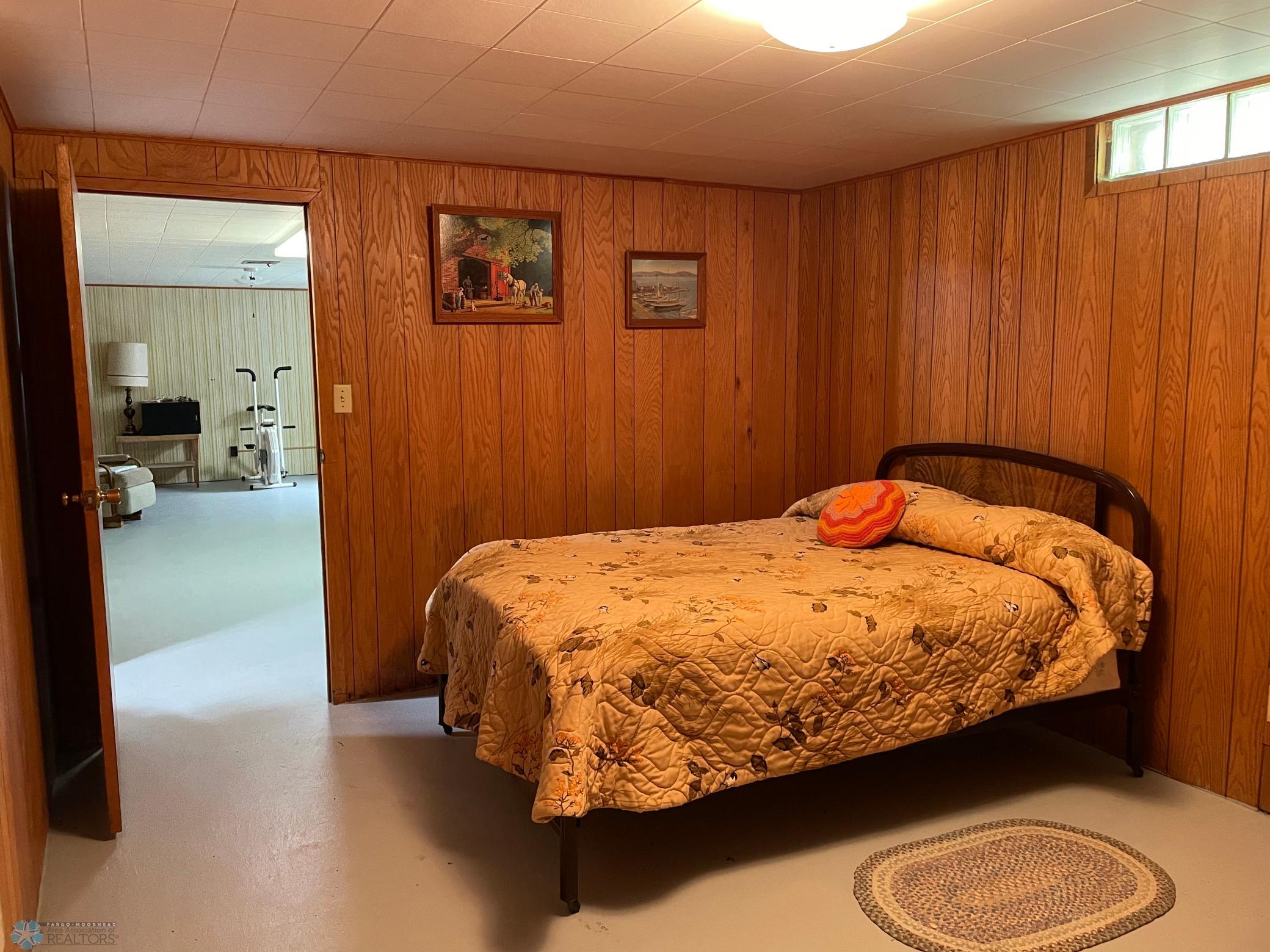 Bonus room, potential bedroom