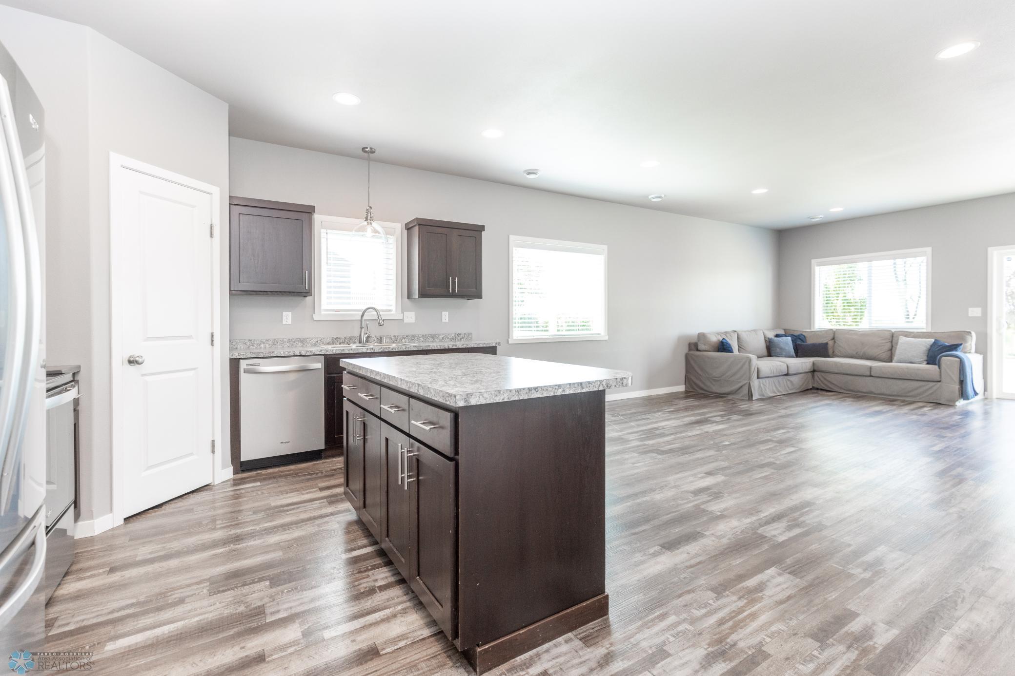 1841 46th Ave S Moorhead-27.jpg
