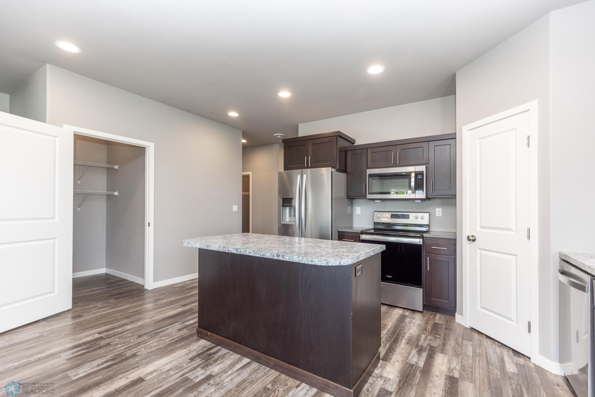1841 46th Ave S Moorhead-30.jpg