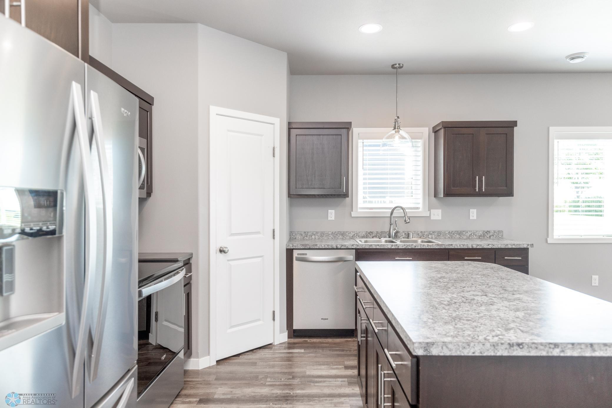 1841 46th Ave S Moorhead-28.jpg