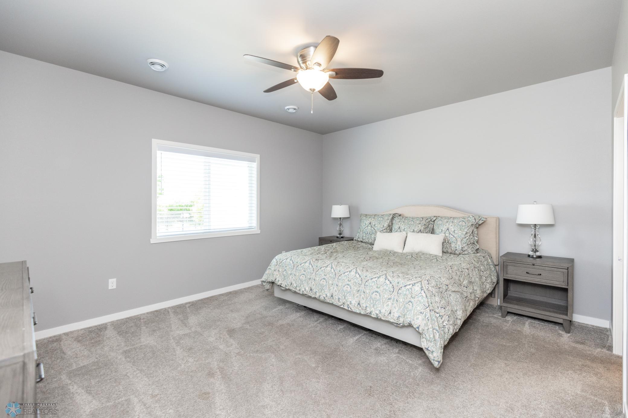 1841 46th Ave S Moorhead-21.jpg