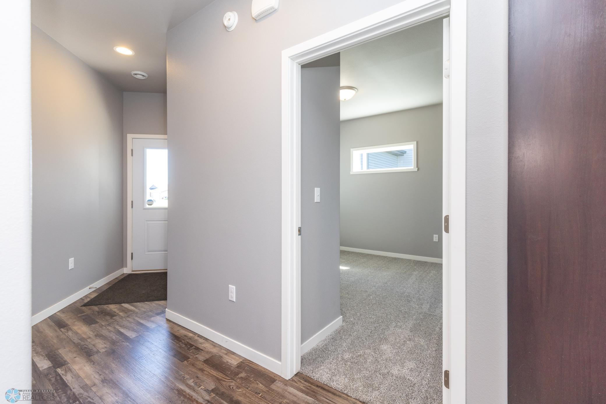 1841 46th Ave S Moorhead-12.jpg