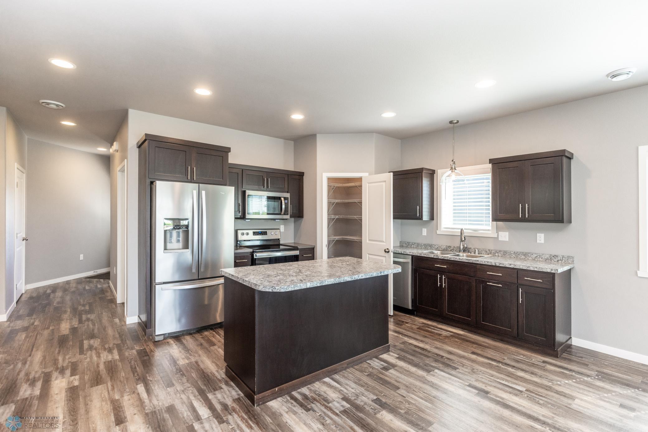 1841 46th Ave S Moorhead-34.jpg