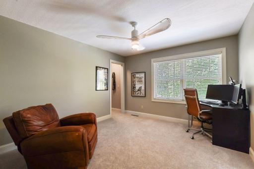 5035 Shenandoah Lane N, Minneapolis, MN 55446