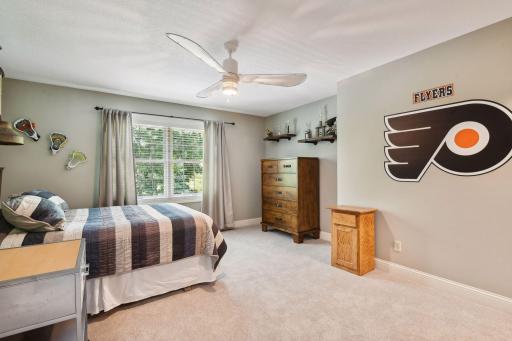 5035 Shenandoah Lane N, Minneapolis, MN 55446