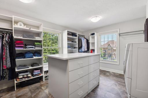 5035 Shenandoah Lane N, Minneapolis, MN 55446