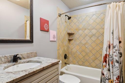 5035 Shenandoah Lane N, Minneapolis, MN 55446