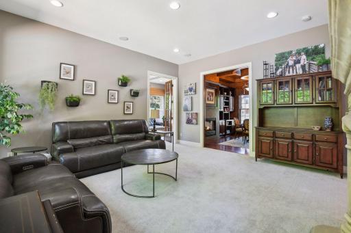 5035 Shenandoah Lane N, Minneapolis, MN 55446