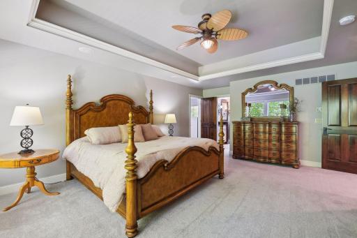 5035 Shenandoah Lane N, Minneapolis, MN 55446