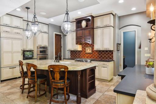 5035 Shenandoah Lane N, Minneapolis, MN 55446