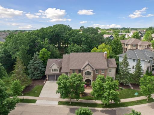 5035 Shenandoah Lane N, Minneapolis, MN 55446