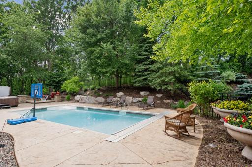 5035 Shenandoah Lane N, Minneapolis, MN 55446