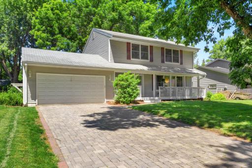 8024 Cheyenne Avenue, Chanhassen, MN 55317