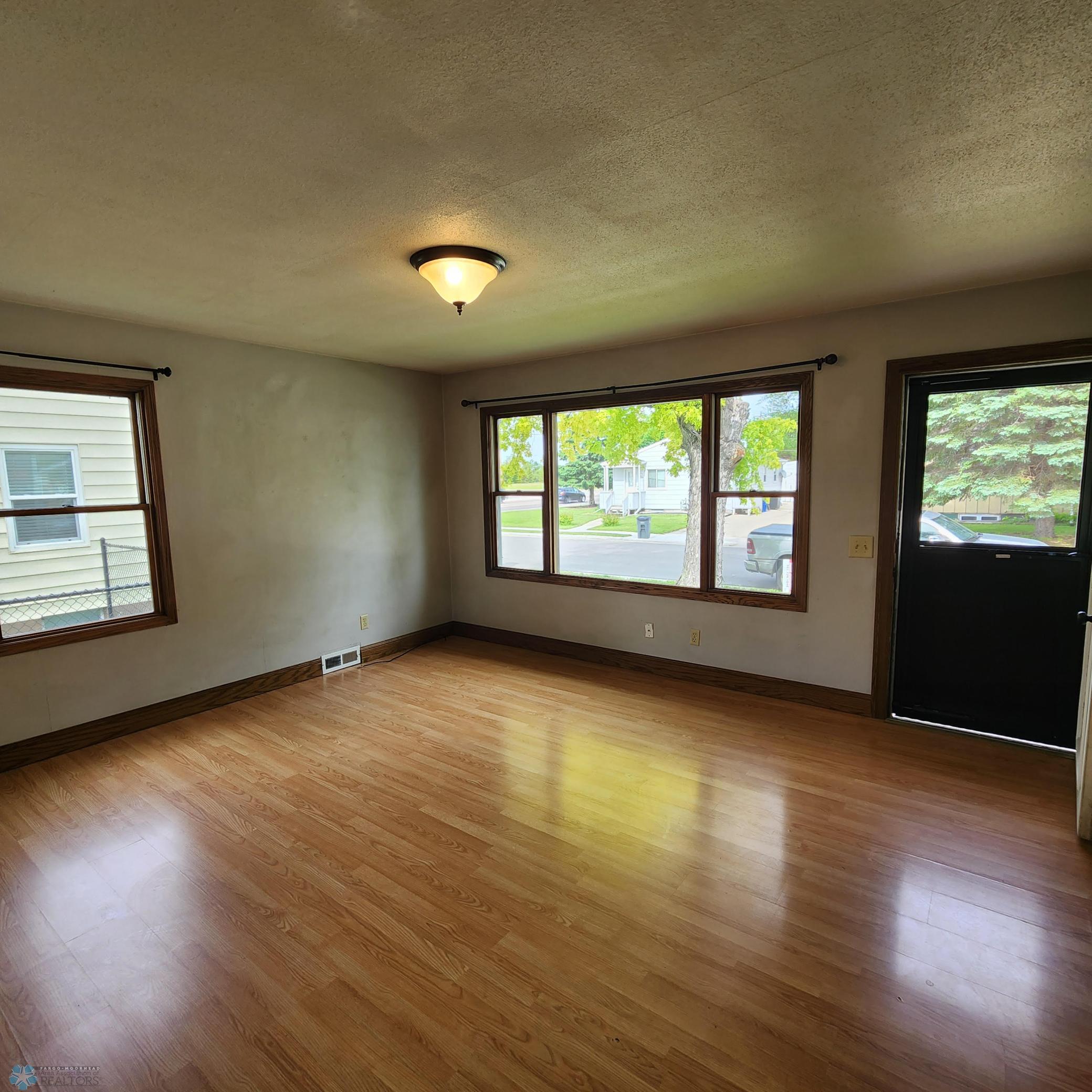 Living Room (2)